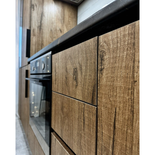 Кухня с фасадами Этерно (Eterno) Wood