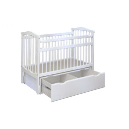 Кровать детская с маятником