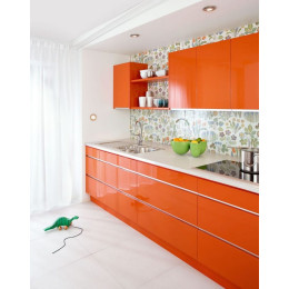 КУХНЯ А-025 С ЛАКИРОВАННЫМИ ФАСАДАМИ 