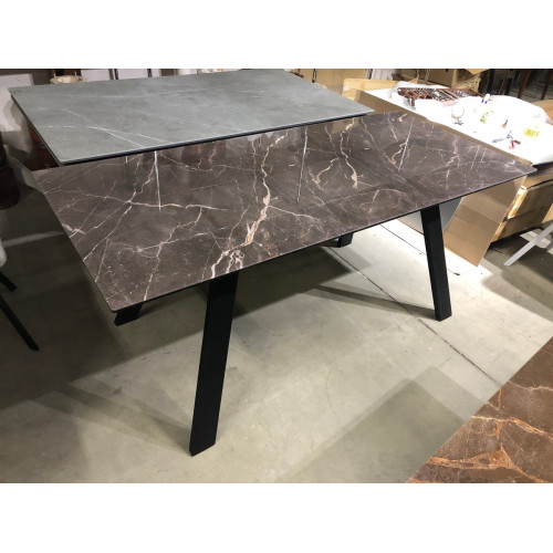 Стол Морис 140 ДАРК, стекло / черный каркас М-City